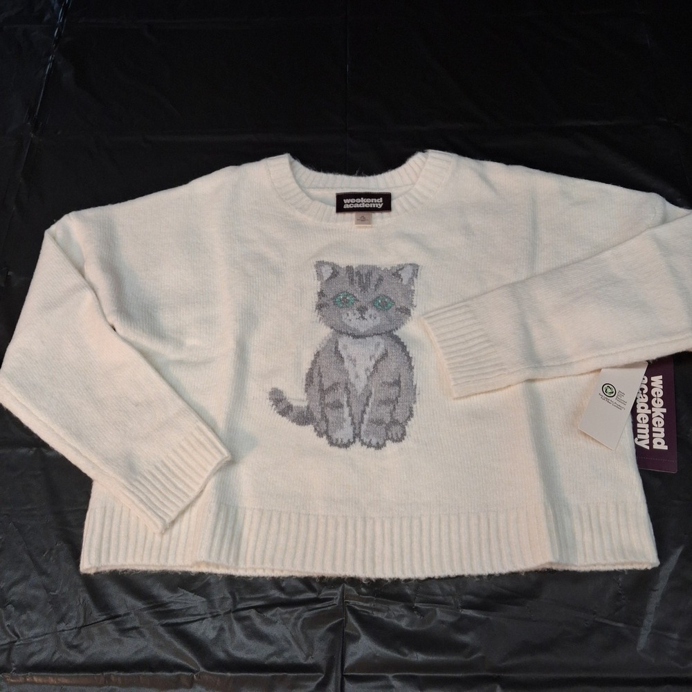 Weekend Academy Sweater Girls M 7-8 Cat Graphic White Pullover NEW